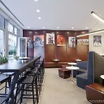Nu Hotel 